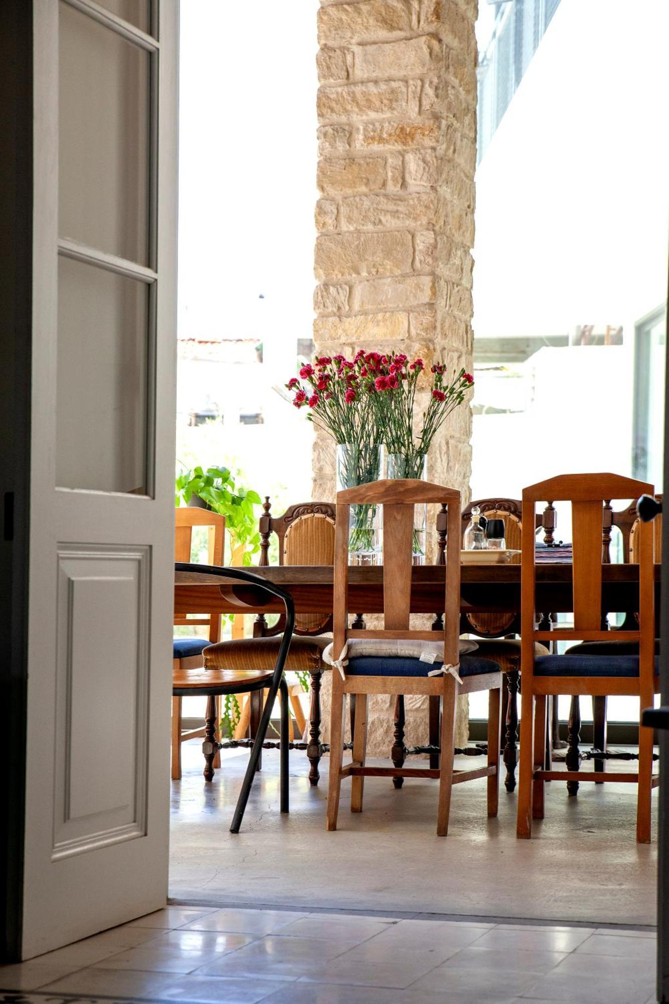 Memeraki Artist Residency Pansiyon
